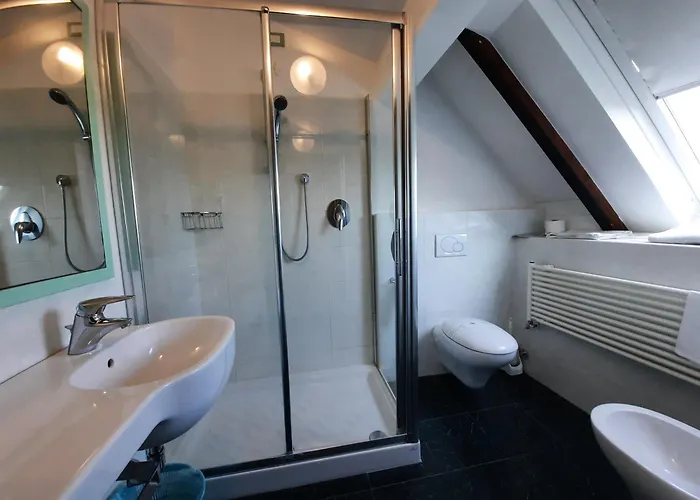 Ducathotel מלון 3*