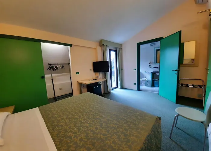 מלון Ducathotel Torrile