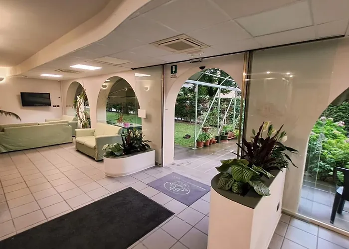 מלון Ducathotel Torrile